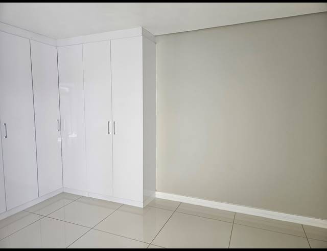 4 BEDROOM TOWNHOUSE TO LET IN IZINGA ESTATE